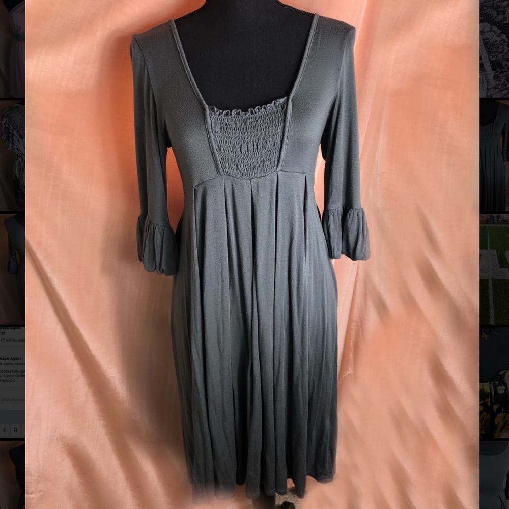 Soprano Grey Dress